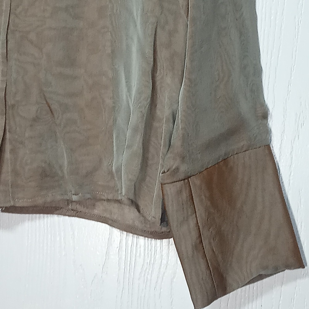 DKNY Sz 8 Silk Semi Sheer Blouse snaps   Fitted Irridescent originally MSRP$295 - Picture 3 of 9
